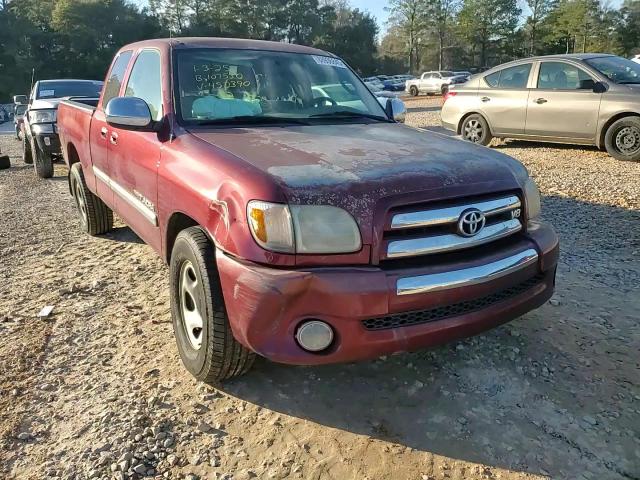 2004 Toyota Tundra - Image 11