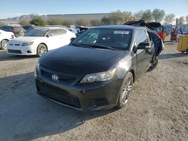2012 Toyota tC - Image 14