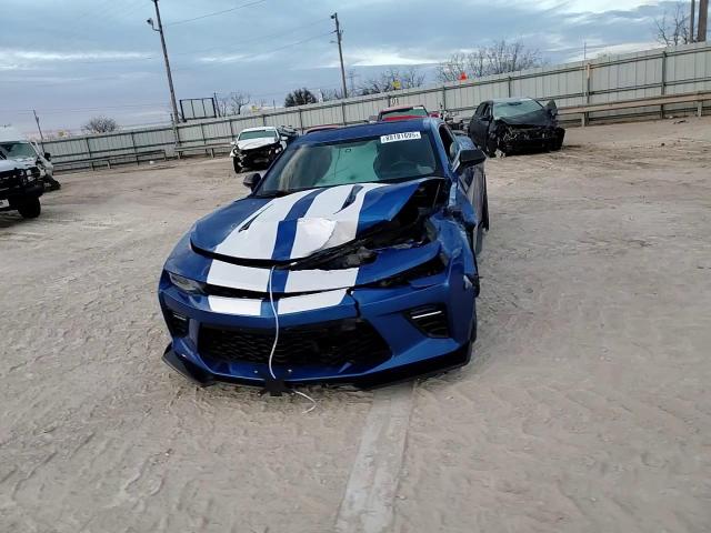 2016 Chevrolet Camaro - Image 10