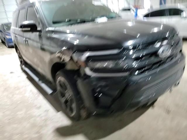 2022 Ford Expedition - Image 12