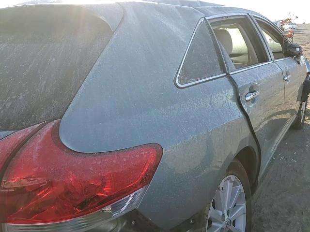 2010 Toyota Venza - Image 11