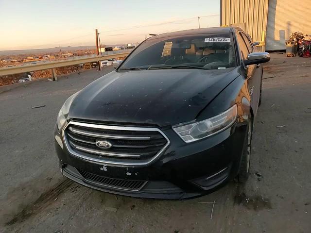 2015 Ford Taurus - Image 11