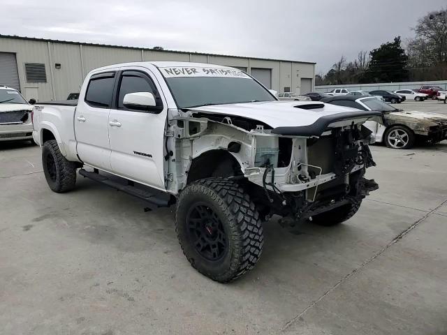 2017 Toyota Tacoma - Image 11