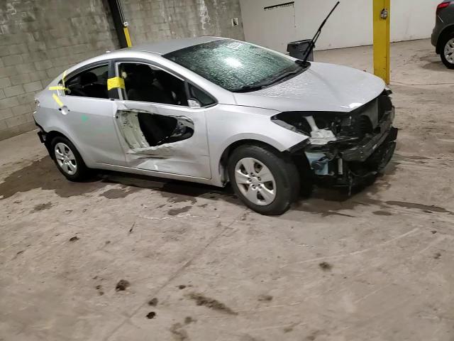 2016 Kia Forte - Image 14