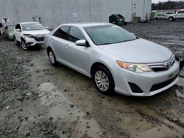 2013 Toyota Camry - Image 13