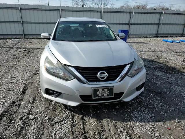 2016 Nissan Altima - Image 10