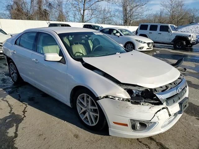 2010 Ford Fusion - Image 10