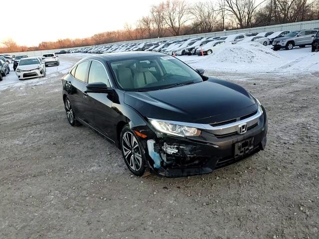 2017 Honda Civic - Image 13