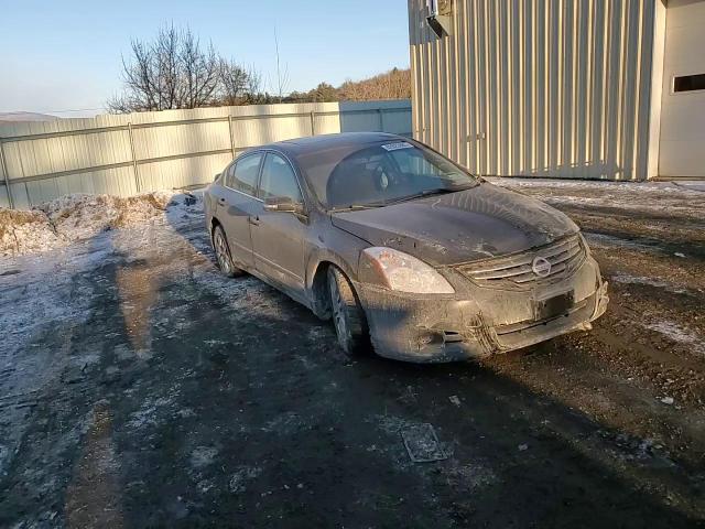 2011 Nissan Altima - Image 10