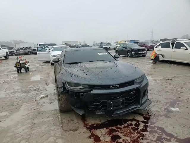 2019 Chevrolet Camaro - Image 11
