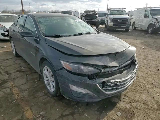 2019 Chevrolet Malibu - Image 10