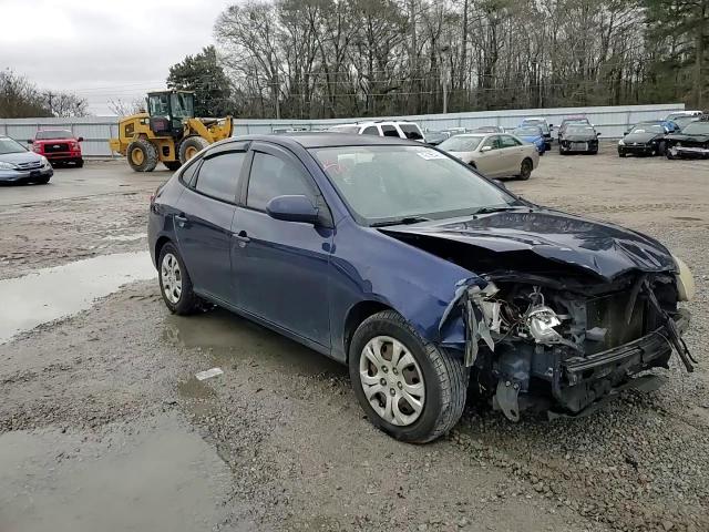 2010 Hyundai Elantra - Image 10