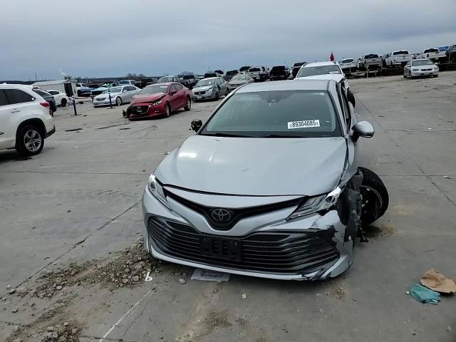 2020 Toyota Camry - Image 11