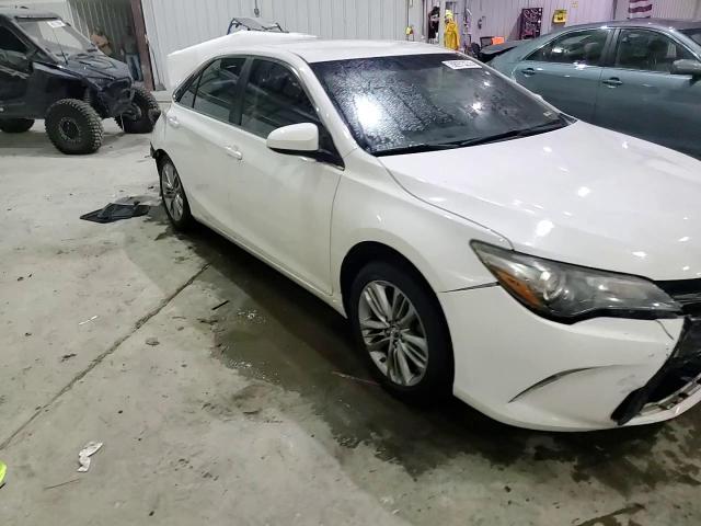 2015 Toyota Camry - Image 13