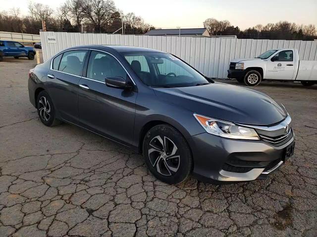 2017 Honda Accord - Image 11