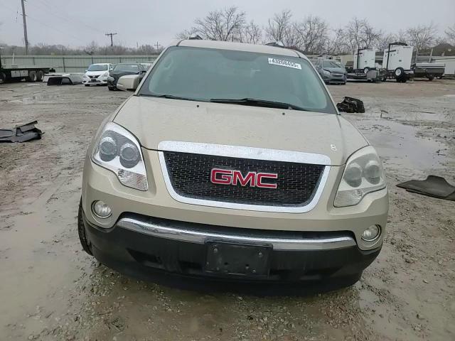 2008 GMC Acadia - Image 11
