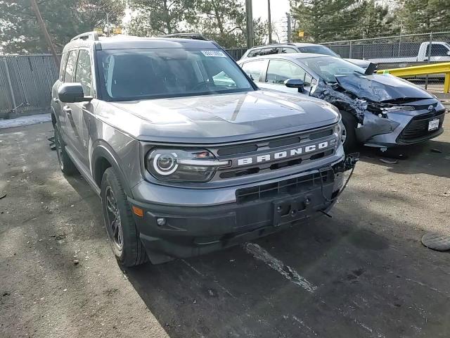 2022 Ford Bronco - Image 12