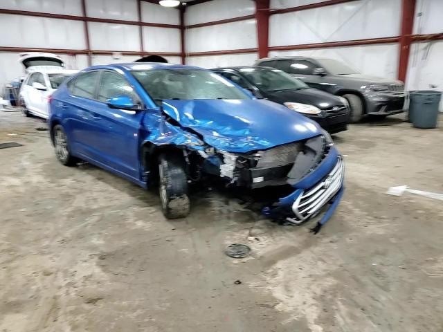 2017 Hyundai Elantra - Image 11