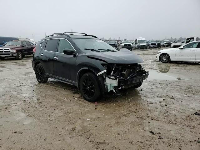 2017 Nissan Rogue - Image 11