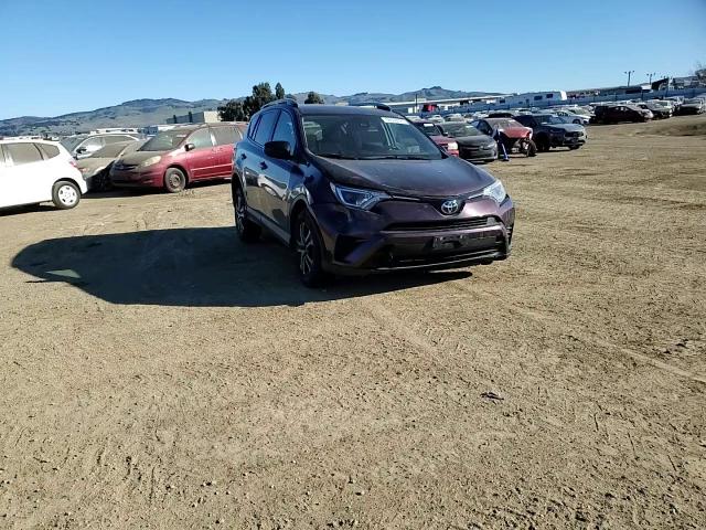 2018 Toyota RAV 4 - Image 12