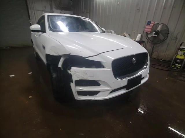 2017 JAGUAR F-PACE | PRESTIGE
