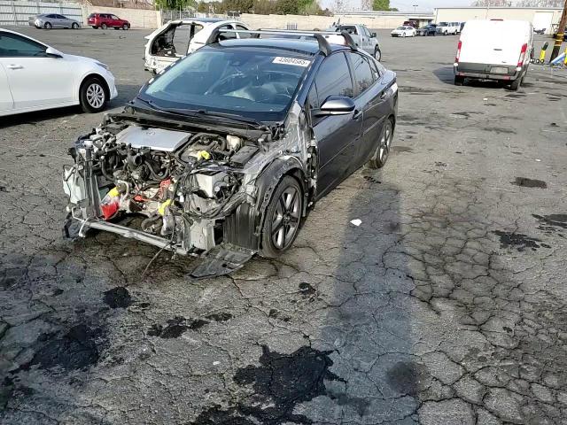 2022 Toyota Prius - Image 10