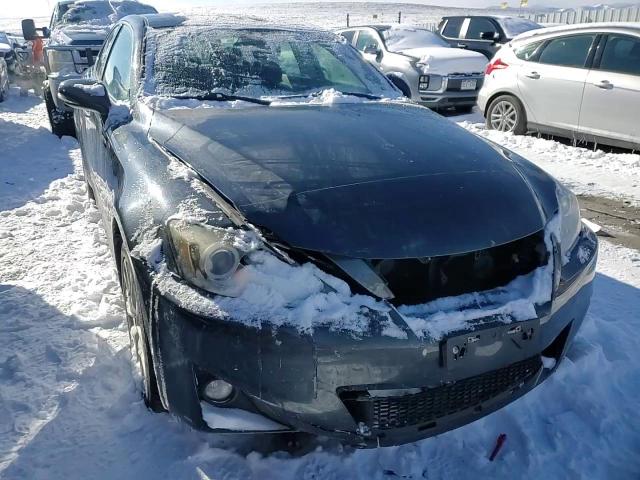 2011 Lexus IS - Image 11