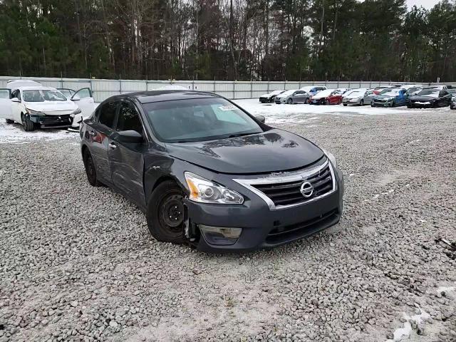 2013 Nissan Altima - Image 11