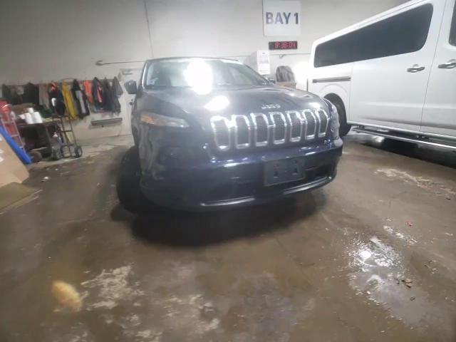 2015 Jeep Grand Cherokee - Image 13