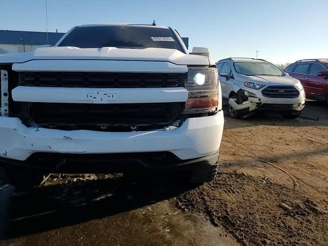 2019 Chevrolet Silverado - Image 10