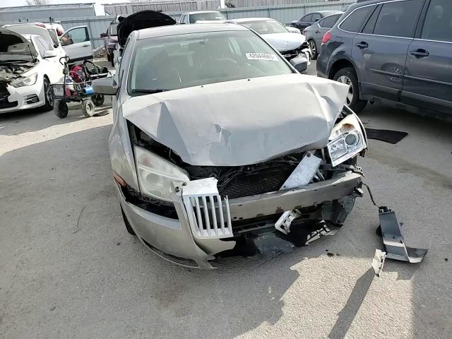 2009 Mercury Milan - Image 10