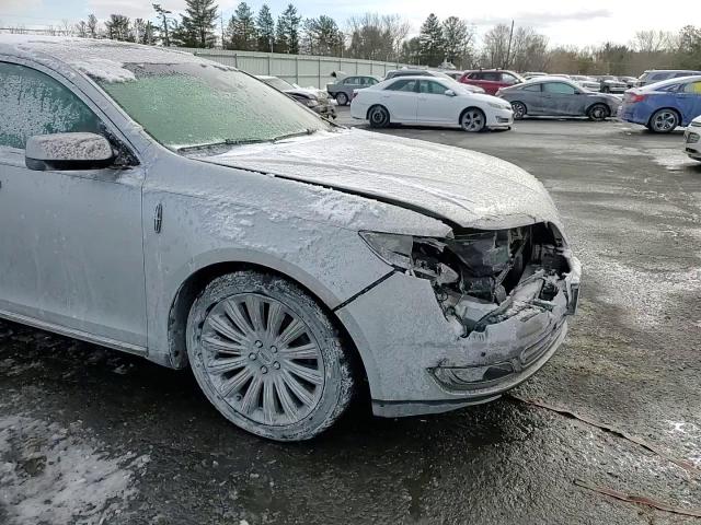 2013 Lincoln MKS - Image 11