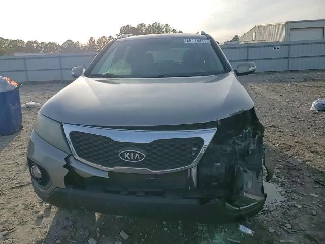 2011 Kia Sorento - Image 12