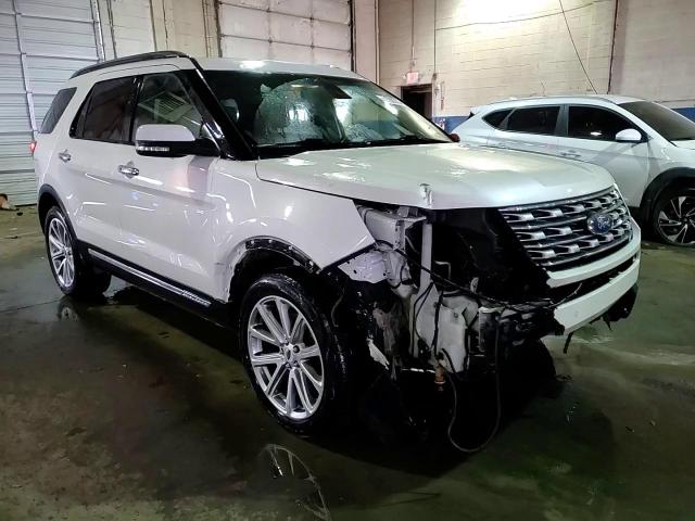 2017 Ford Explorer - Image 15