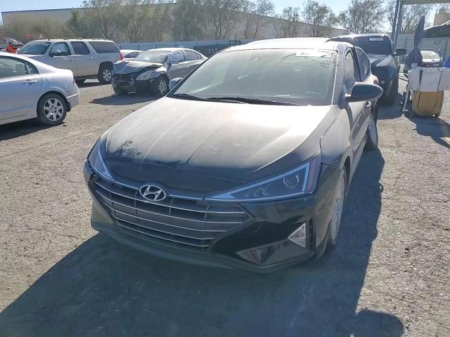 2020 Hyundai Elantra - Image 10
