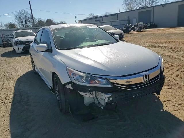 2016 Honda Accord - Image 11