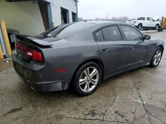 2013 Dodge Charger - Image 13