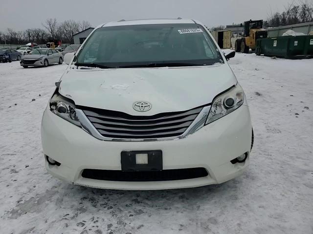 2015 Toyota Sienna - Image 11