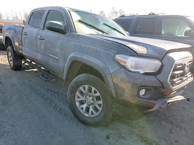 2018 Toyota Tacoma - Image 10