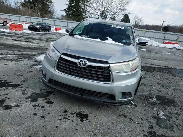 2015 Toyota Highlander - Image 11