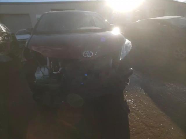 2015 Toyota Sienna - Image 15