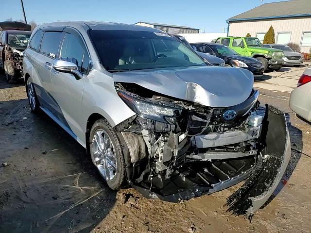 2022 Toyota Sienna Le VIN: 5TDKRKEC8NS100431 Lot: 42722315