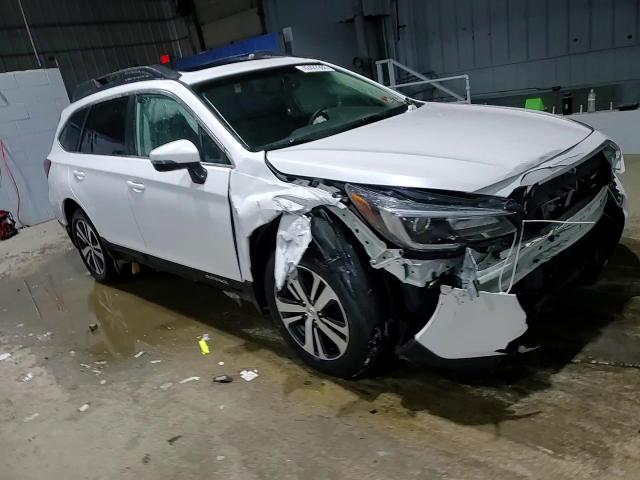 2018 Subaru Outback - Image 14