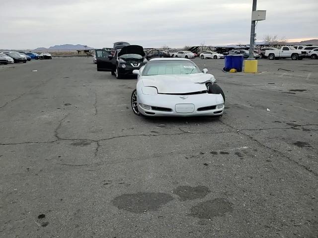 2003 Chevrolet Corvette - Image 10