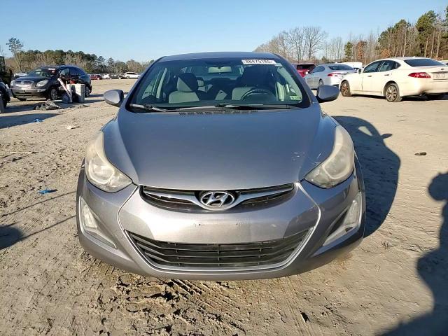 2015 Hyundai Elantra - Image 11
