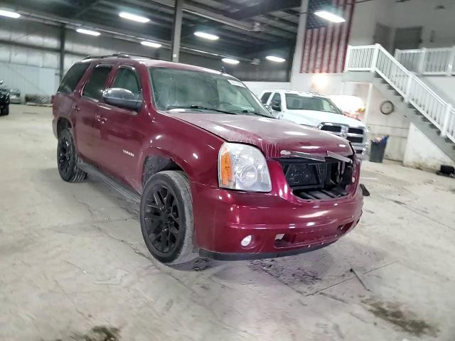 2010 GMC Yukon - Image 12