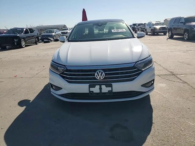 2019 Volkswagen Jetta - Image 13