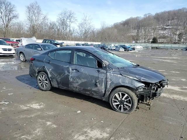 2021 Nissan Versa - Image 11