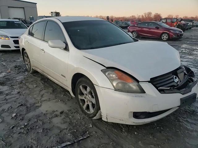 2009 Nissan Altima - Image 10