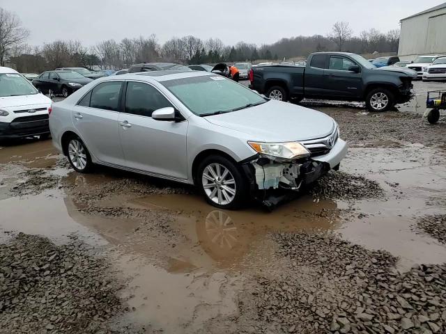 2012 Toyota Camry - Image 11